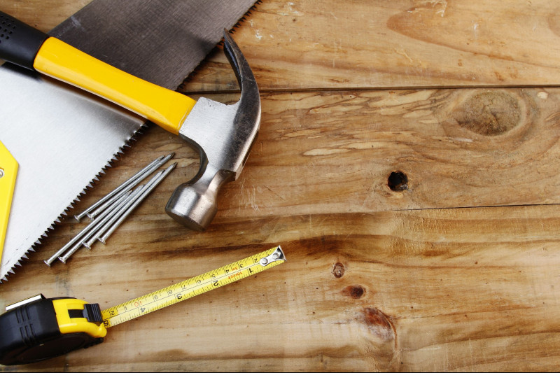 Choosing Hardwood Flooring Glenwood Springs CO Residents Love for Lasting Home Value