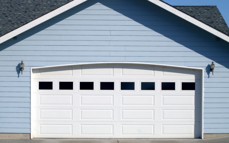The Need for Preventative Maintenance When It Comes to Your Overhead Door