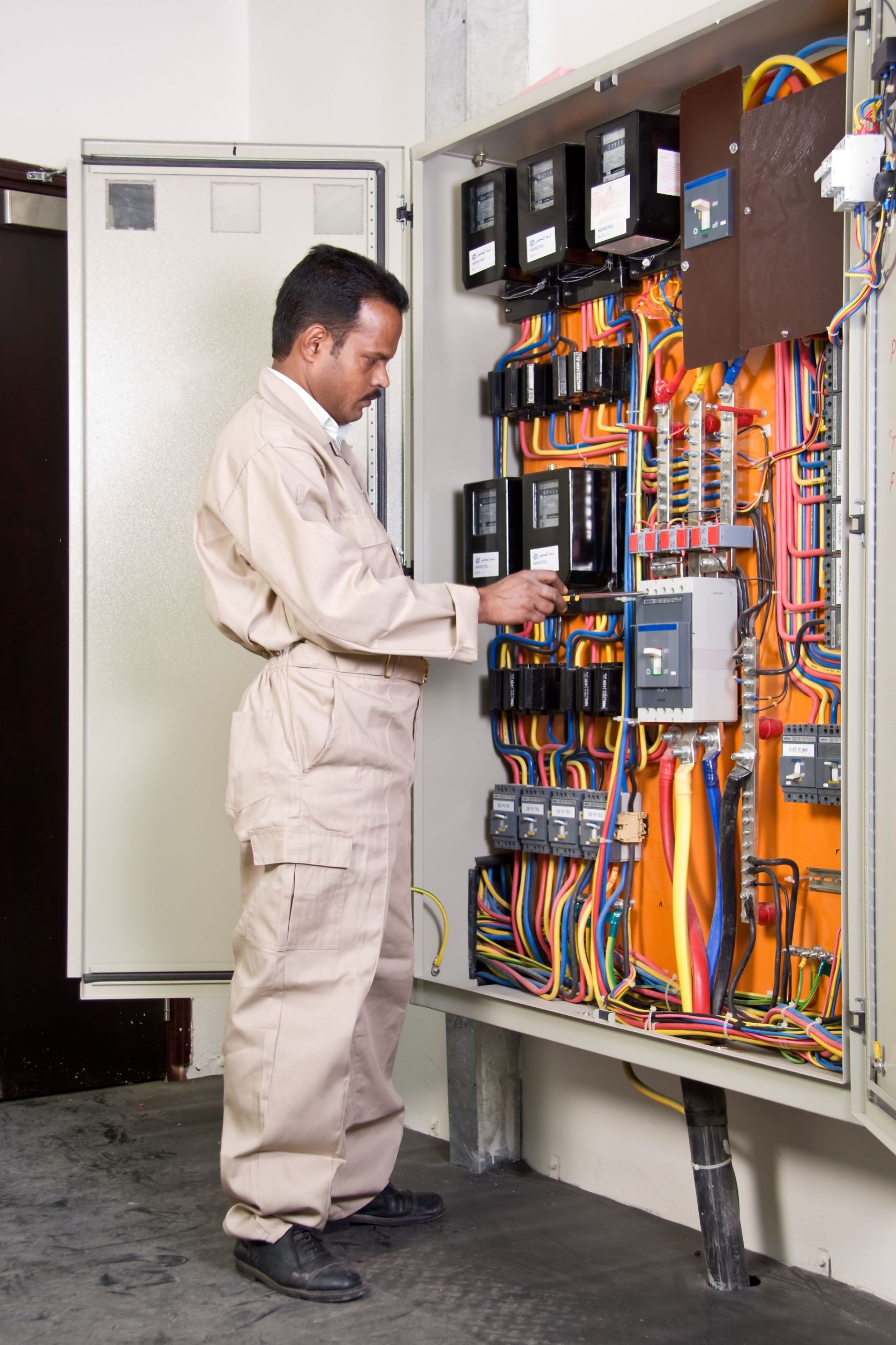Why a Commercial Electrician in Wichita, Kansas Is So Important to Your Business