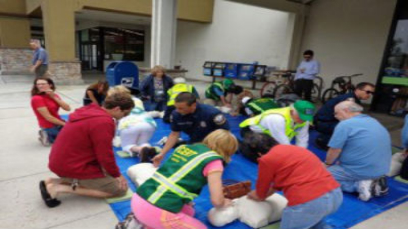 Take AED CPR Training in Portland OR to Help Save Lives