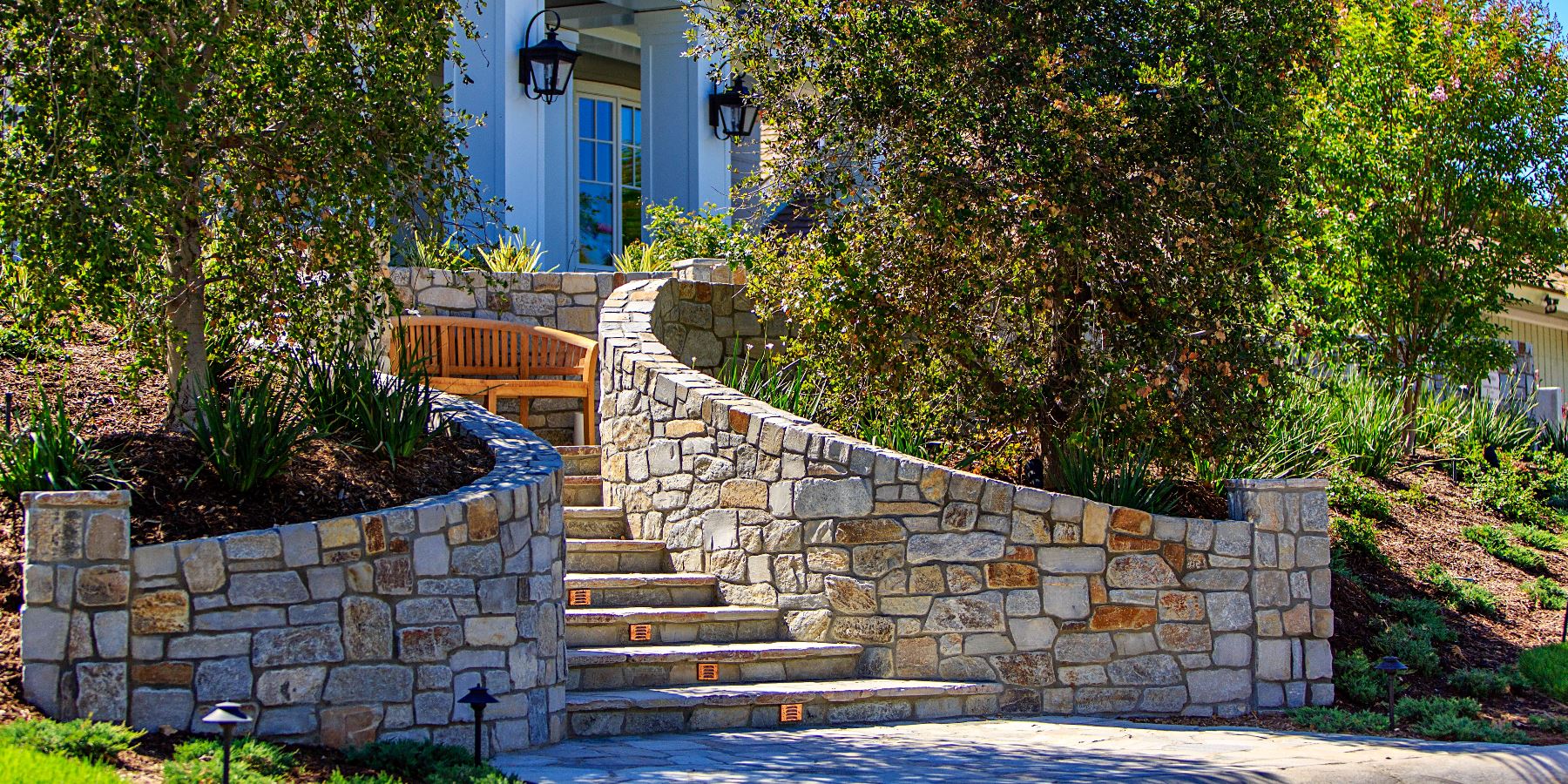 Finding a Designer for Your Patio Landscaping in Yorba Linda, CA