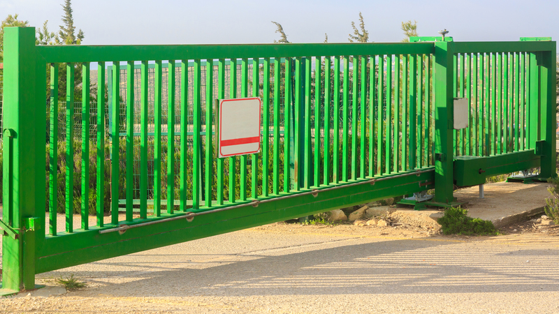 An Automatic Gate Opener in Pasadena CA Enhances the Safety of Your Home