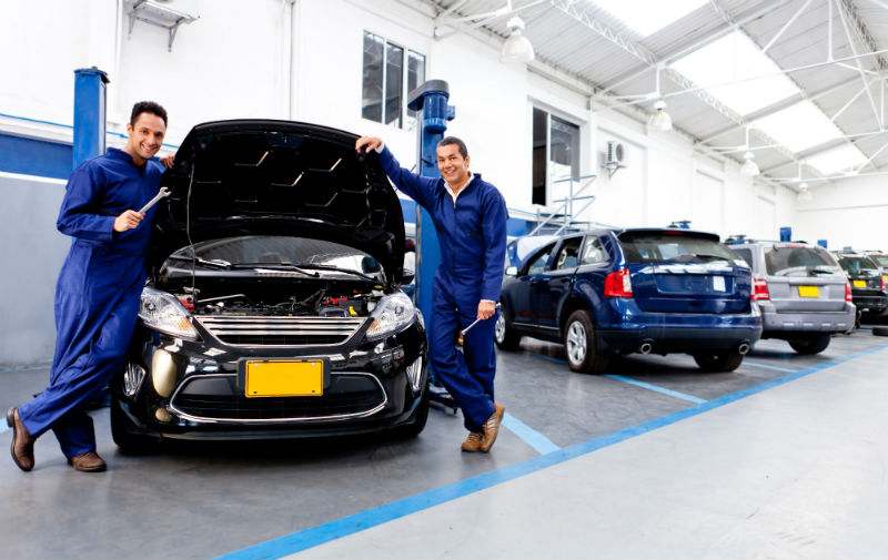 Why You Should Use a Johnson County Body Shop for Collision Repair Needs