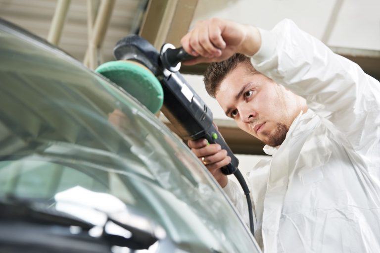 What Are the Benefits Of Performing A Timely Auto Glass Repair In Denver?