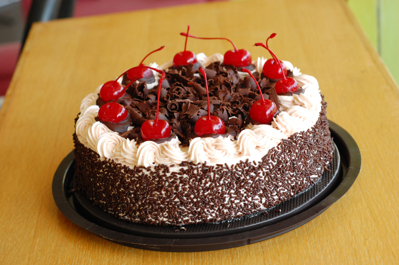 Why You Should Get Your Wedding Cake from a Bakery in Oak Brook