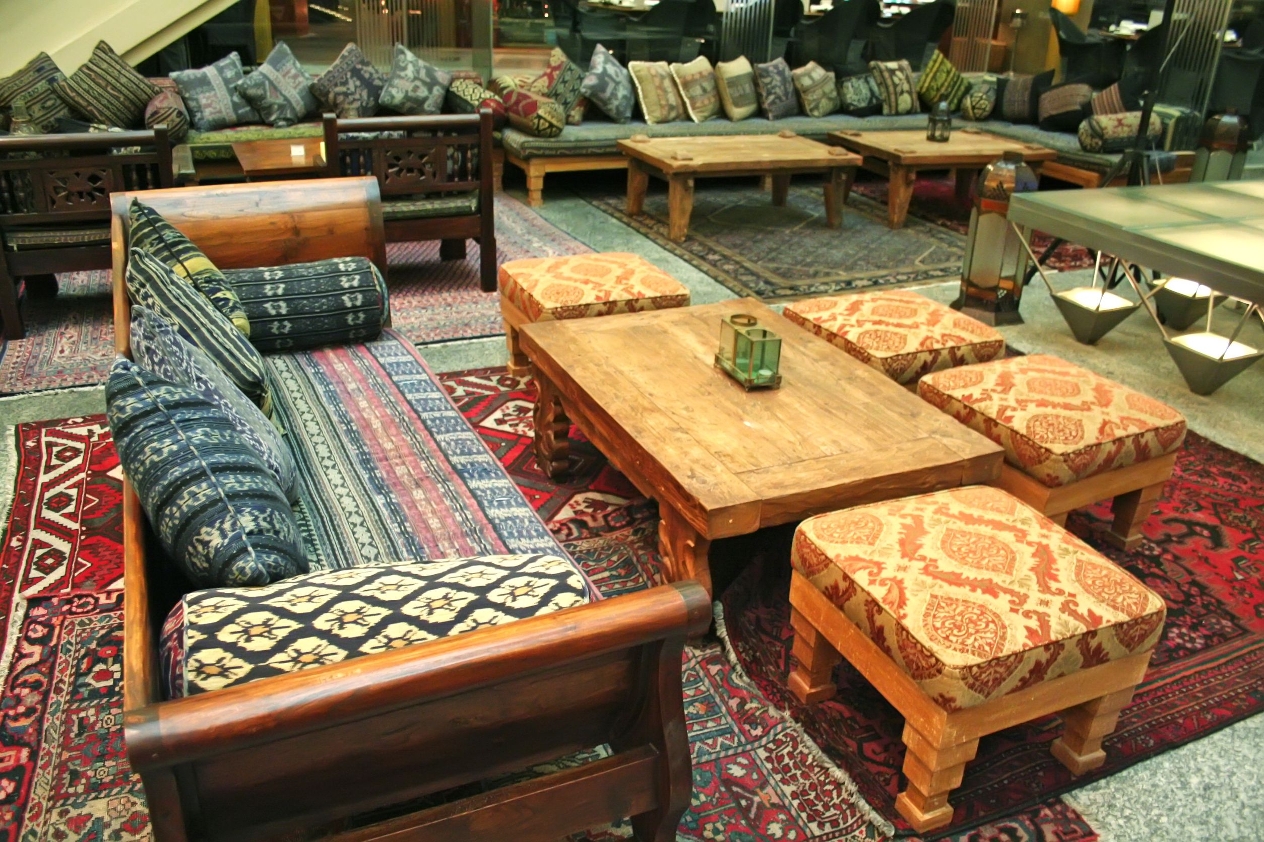 An Accents Furniture Store in Carle Place, NY, to Create the Perfect Look