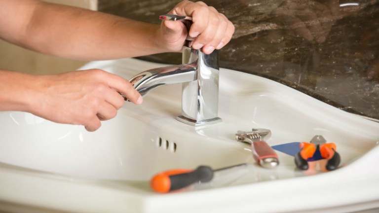 Residential Plumbers in Eatonton, GA, Can Get You Out of a Tight Spot