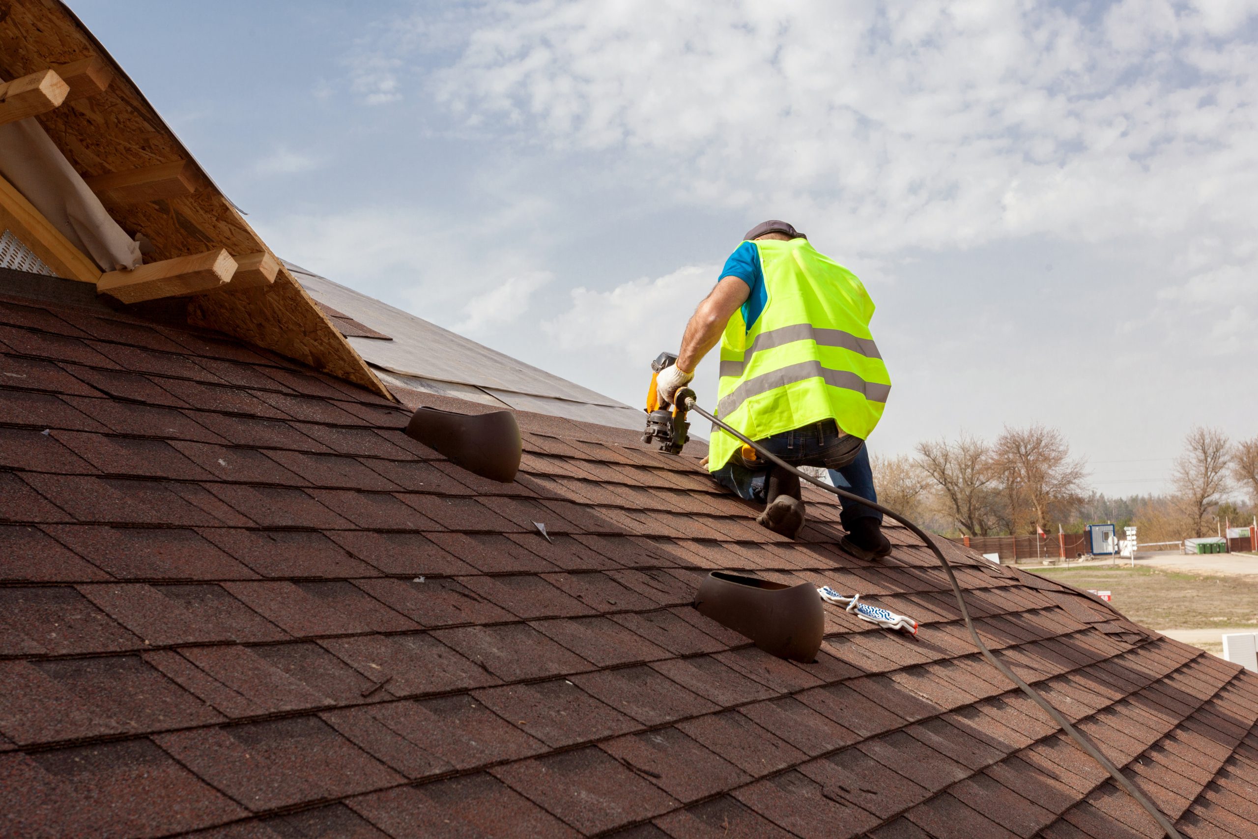 Properly Handling a Roof Insurance Claim in Longmont, CO