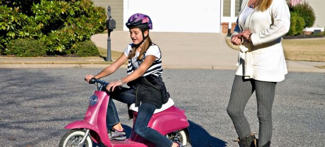 Why Renting A Mobility Scooter For Use At Disneyland Might Be A Good Idea