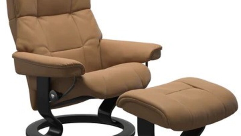 Buy Comfortable High-End Recliners At a Respected Furniture Store
