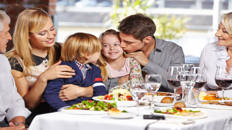 Experience Fresh Flavor and Family Fun at a Seafood Restaurant In Wisconsin Dells