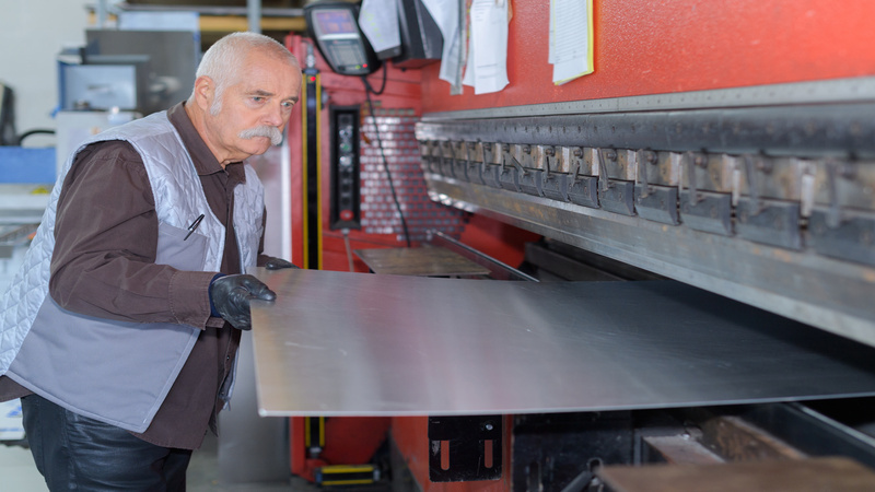 The Benefits USA Manufacturers Gain from Partnering with Metal Fabricators Regina