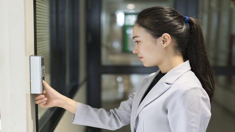 Boost Your Apartment Security Using Smart Locker Conshohocken PA Technology
