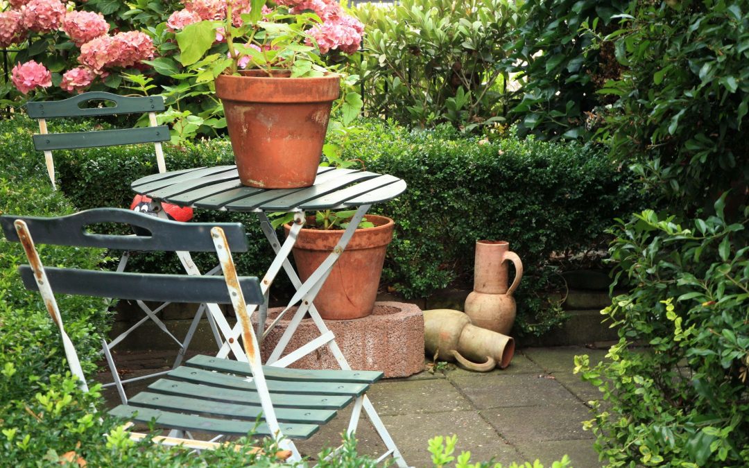 Transform Your Curb Appeal with Outdoor Planters Boynton Beach, FL Homeowners Trust