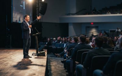 A Keynote Speaker in Kansas City, MO Can Turn Challenges Into Momentum